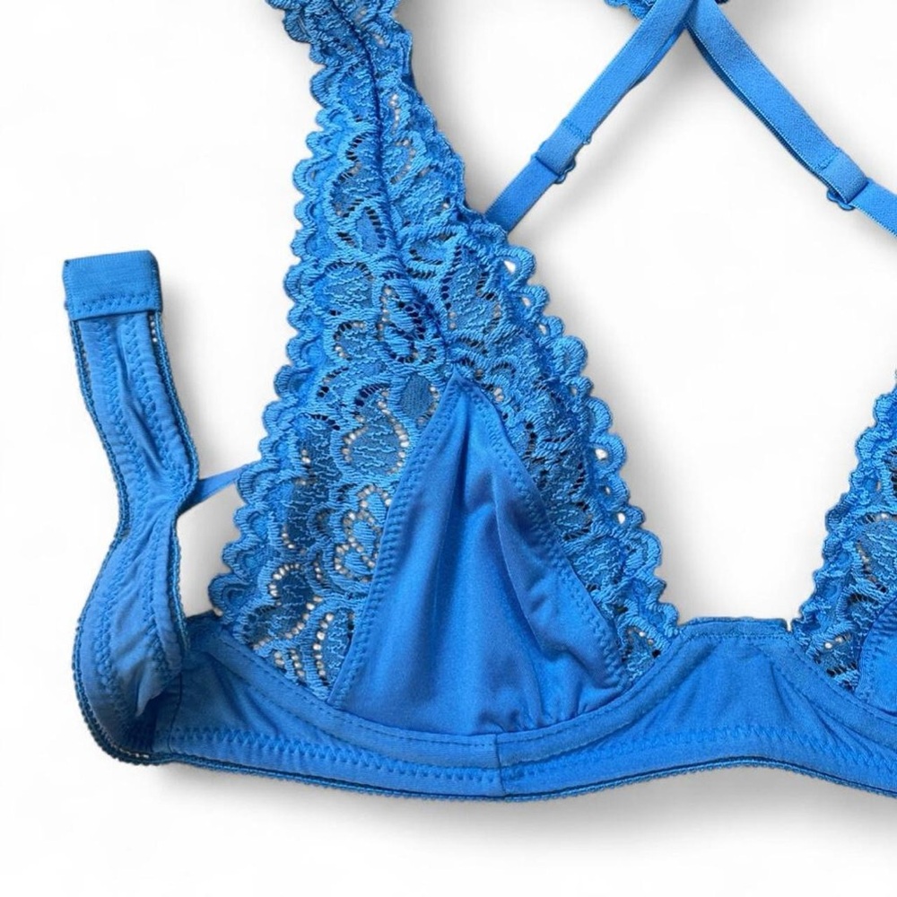 Blue Lace Aerie Bralette - Picture 2 of 8
